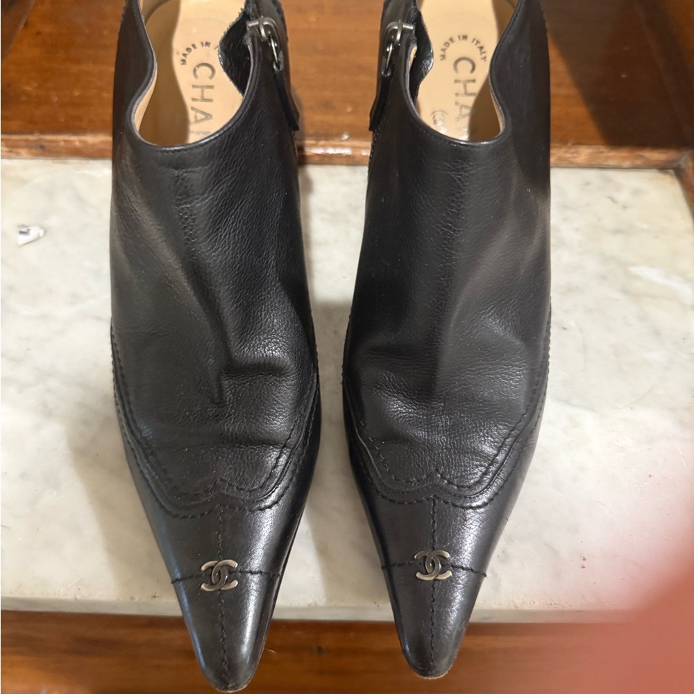 CHANEL Black Leather Pointed Ankle Booties
